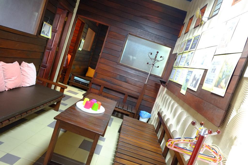 Tnt Novelty House Apartment เตลุคอินทัน ภายนอก รูปภาพ