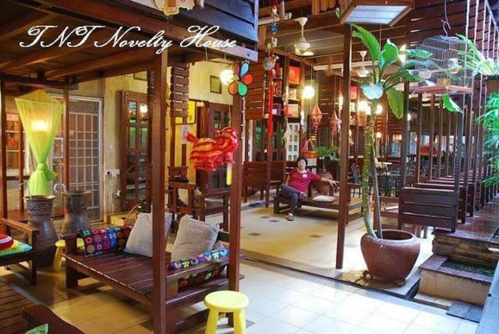 Tnt Novelty House Apartment เตลุคอินทัน ภายนอก รูปภาพ