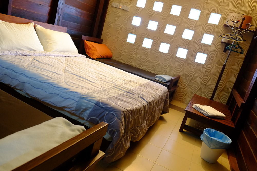 Tnt Novelty House Apartment เตลุคอินทัน ภายนอก รูปภาพ