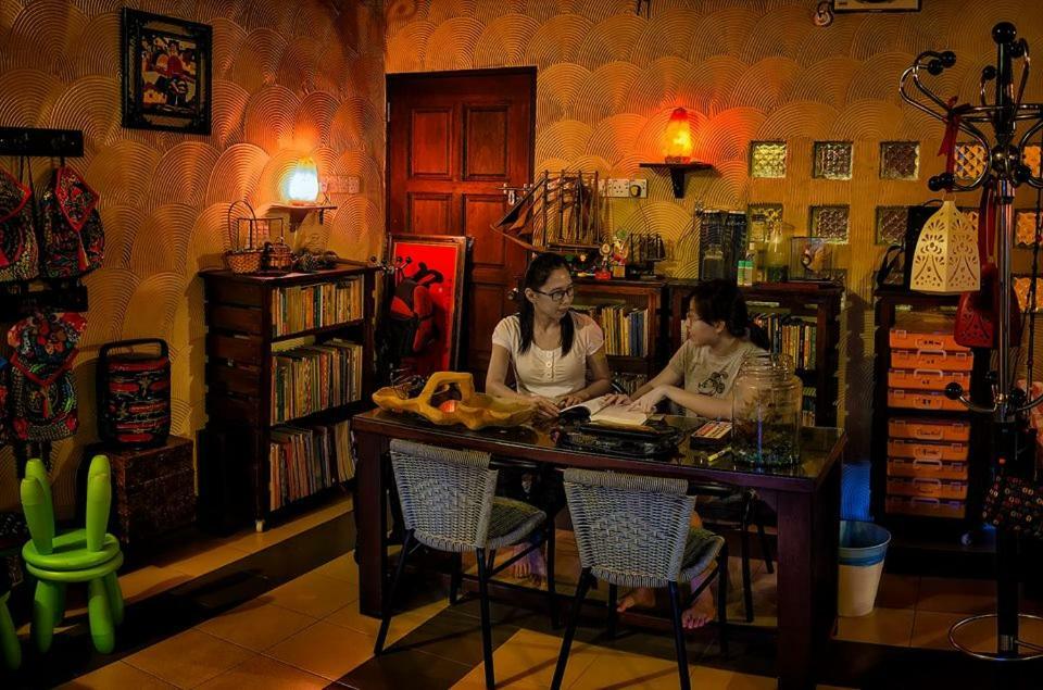 Tnt Novelty House Apartment เตลุคอินทัน ภายนอก รูปภาพ